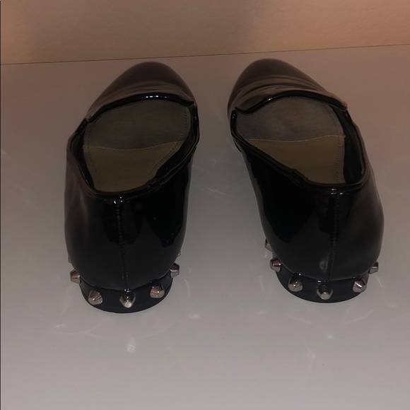 Marc Fisher - Picture 2 of 7